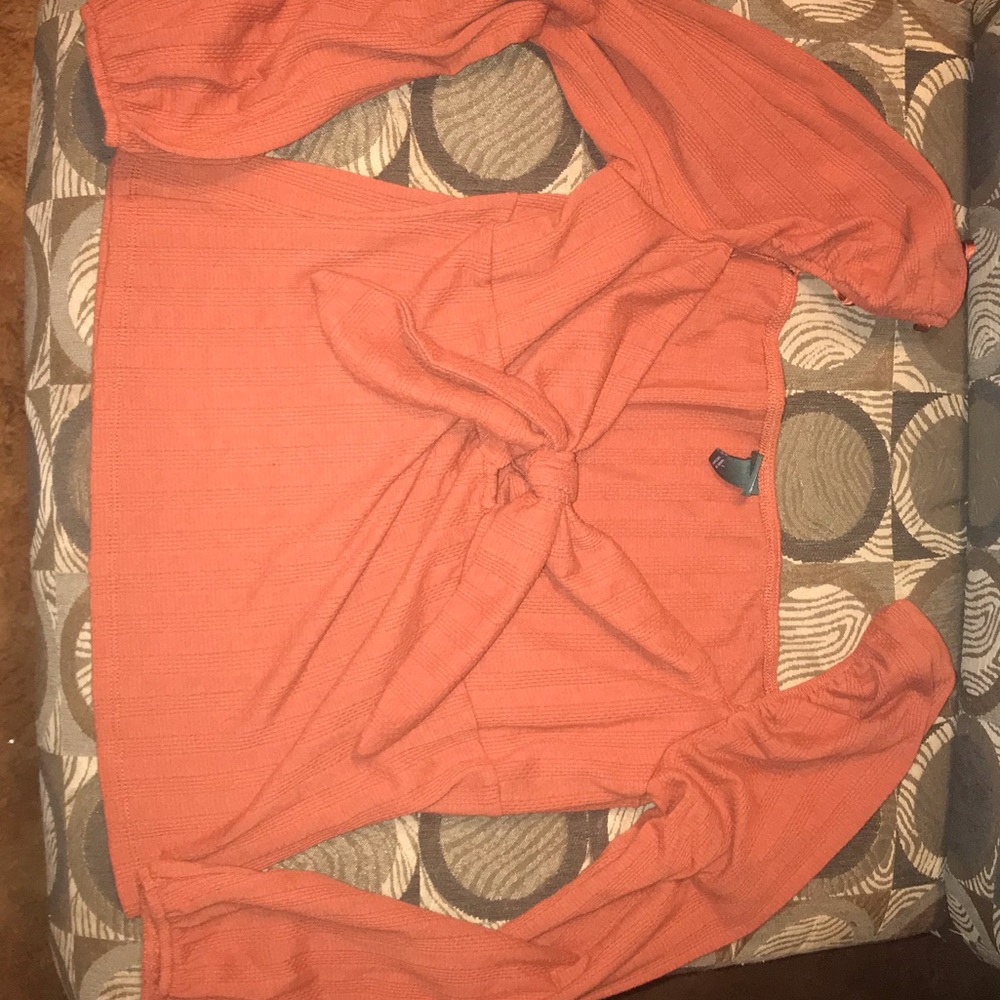 Cropped long sleeve